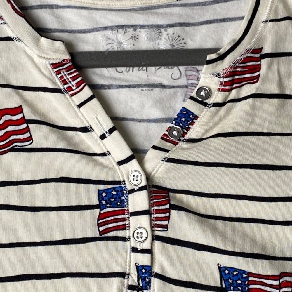 Coral Bay USA Flag Shirt July 4th Women Size Large Cotton‎ Blend Patriotic - Picture 3 of 8